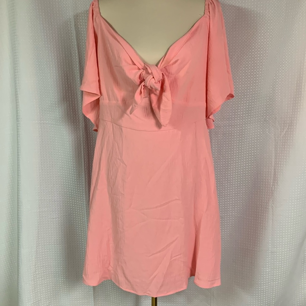 Cute Pink mini dress, front tie, size xl